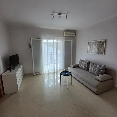 Olive Garden Pag Apartment
